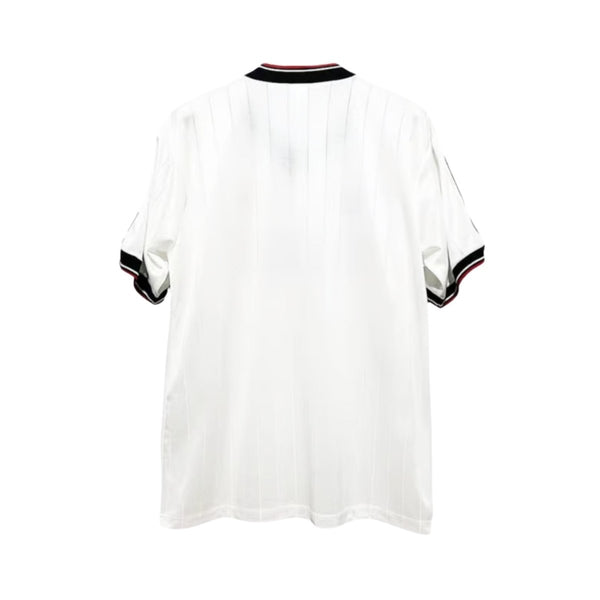 Manchester United Alternative 82/83